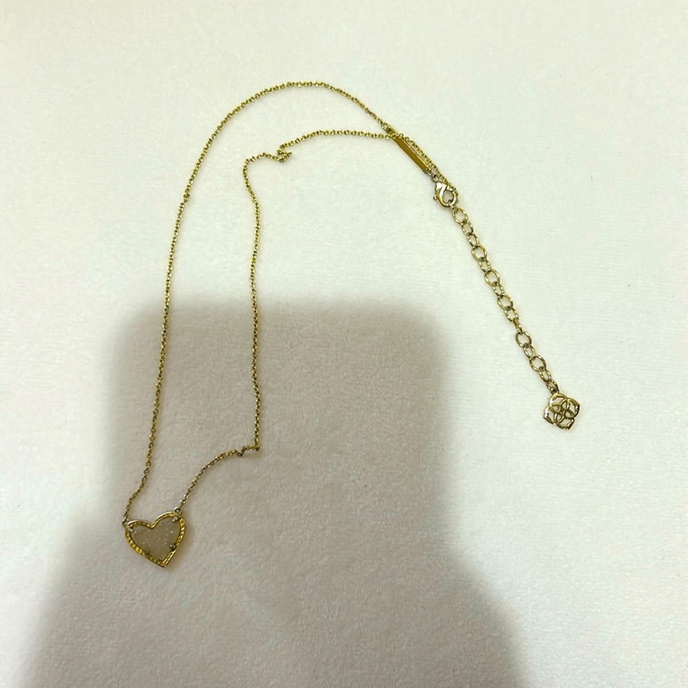 white heart kendra scott